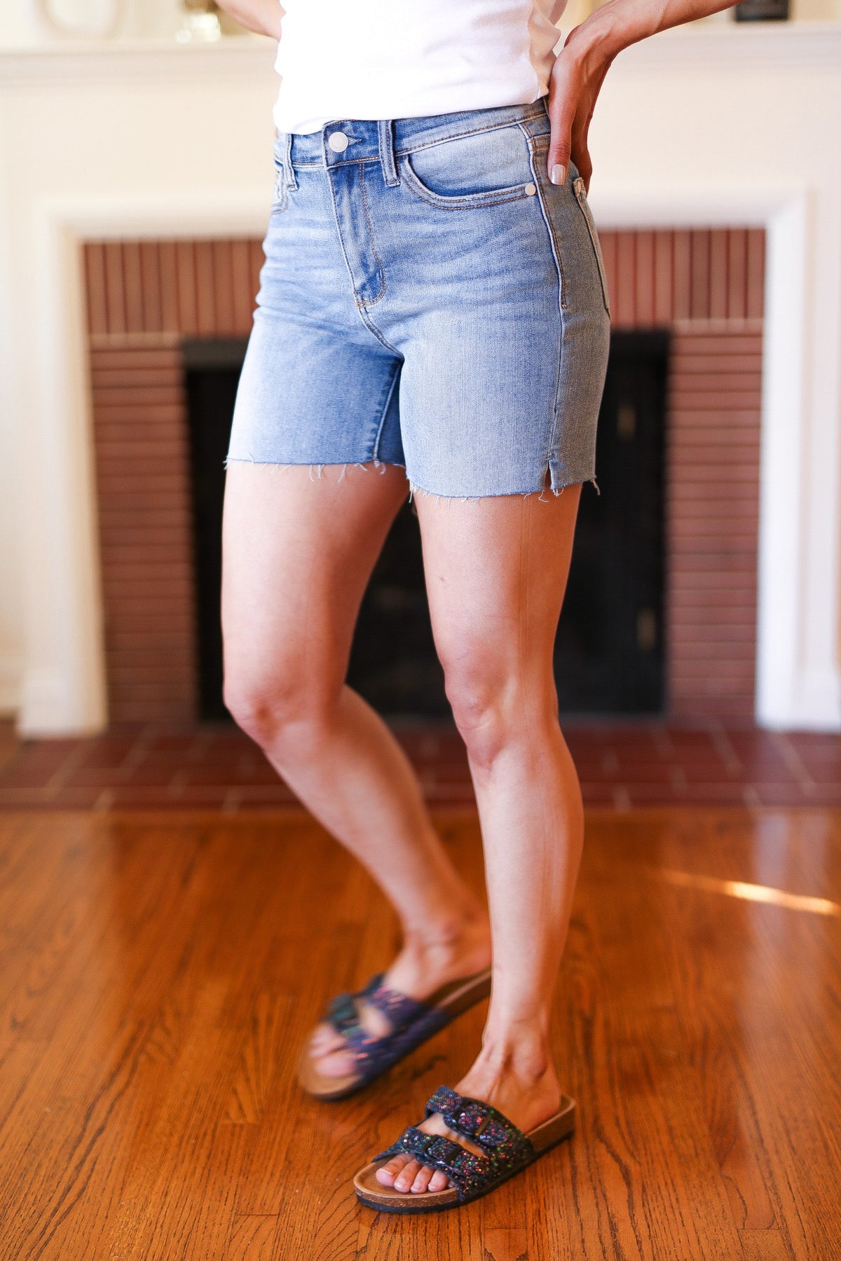 Judy Blue Medium Wash Mid Rise Cut Off Jean Shorts