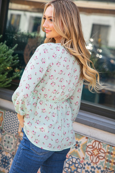 Mint Crepe Seersucker Floral Knotted Woven Blouse