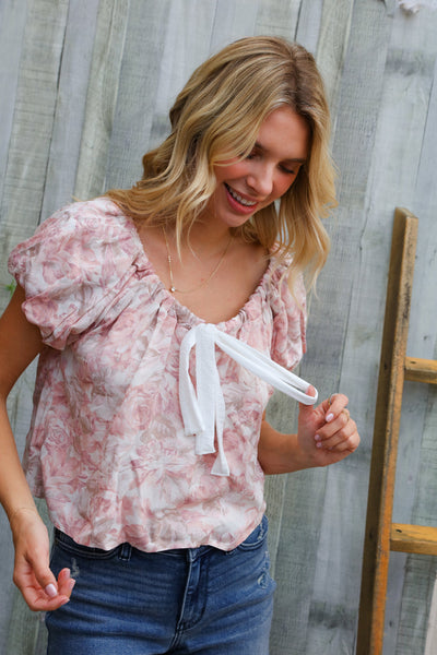 Feeling Femme' Blush Scoop Neck Bubble Sleeve Floral Top w/Bow