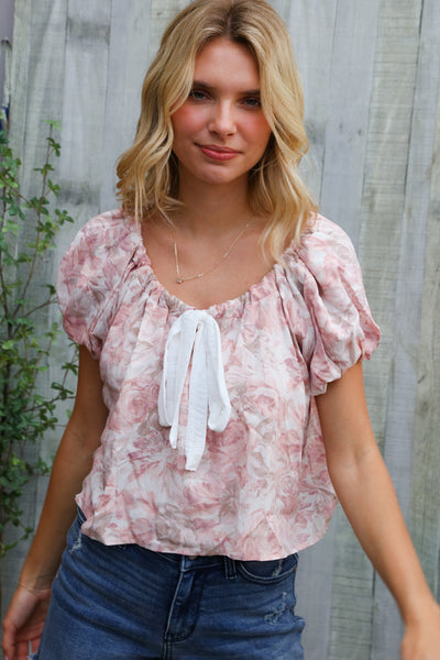Feeling Femme' Blush Scoop Neck Bubble Sleeve Floral Top w/Bow