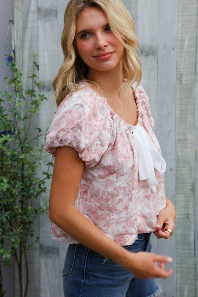 Feeling Femme' Blush Scoop Neck Bubble Sleeve Floral Top w/Bow