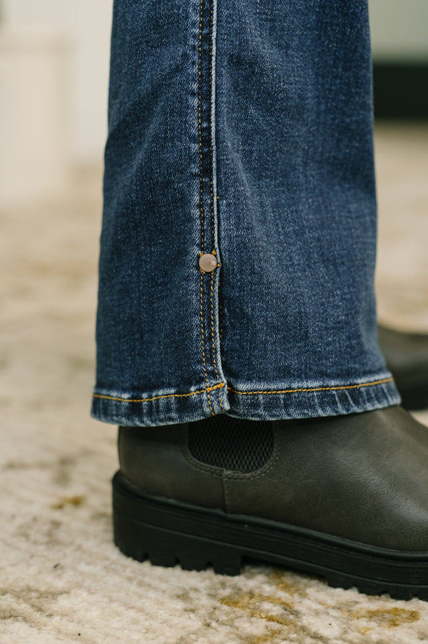 Casey Mid Rise Bootcut with Cell Phone Back Pocket & Slit