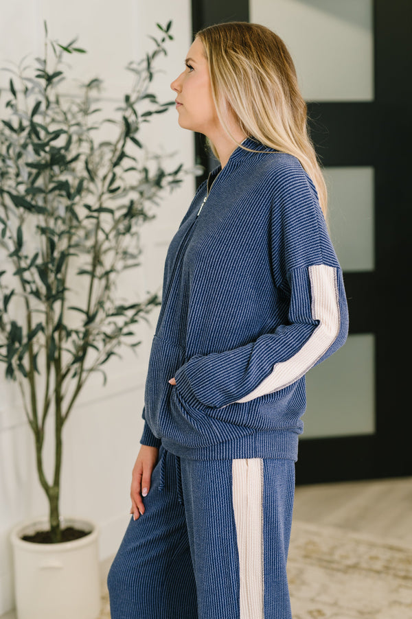 Certified Chiller Contrast Stripe Hoodie in Navy