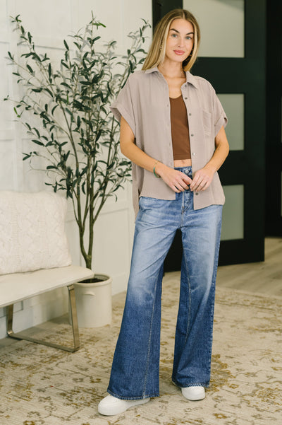 Keep Up Collared Button Down in Ash Mocha
