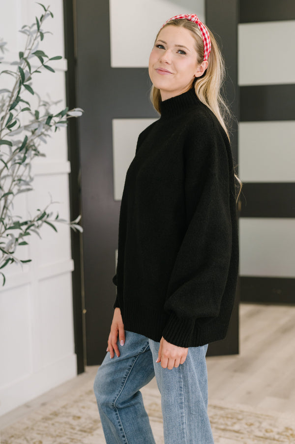 Right to the Core High Neck Pullover in Black