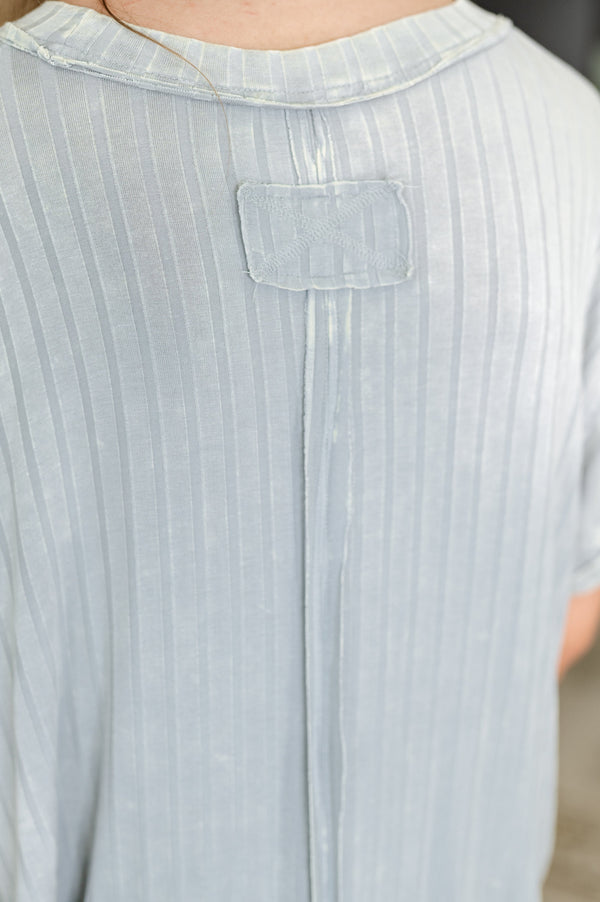 Sunday's Bestie Mineral Wash Top in Light Grey