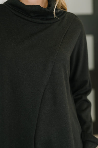 Travel City Scape Turtle Neck Tunic in Black